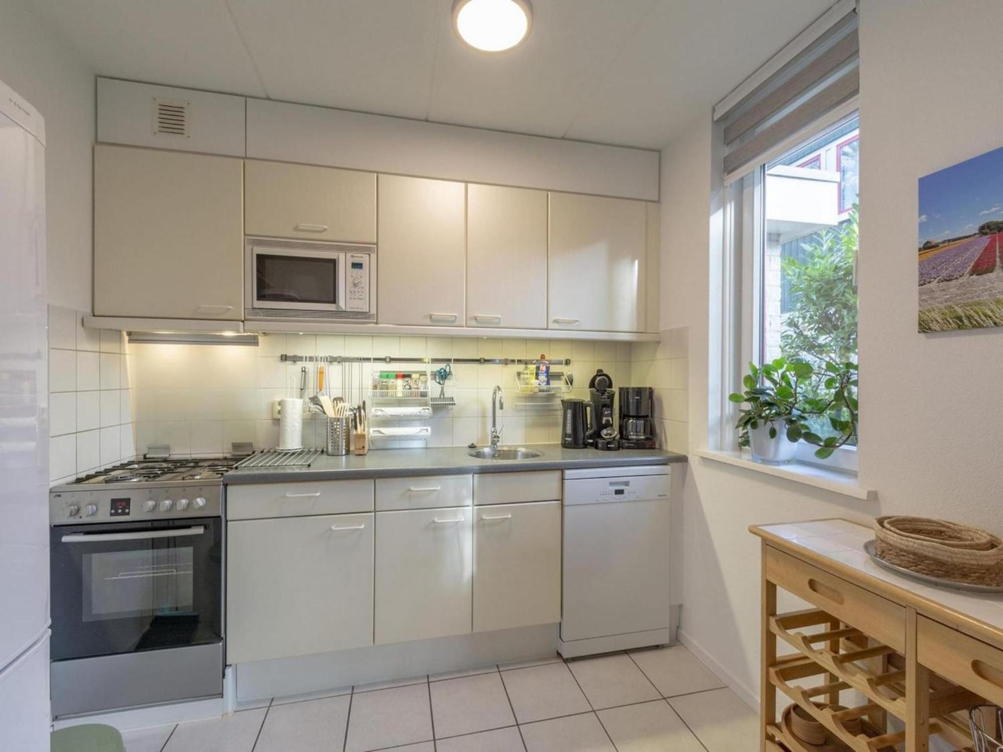 Cozy Holiday Home With Pool Sint Maartensvlotbrug Esterno foto
